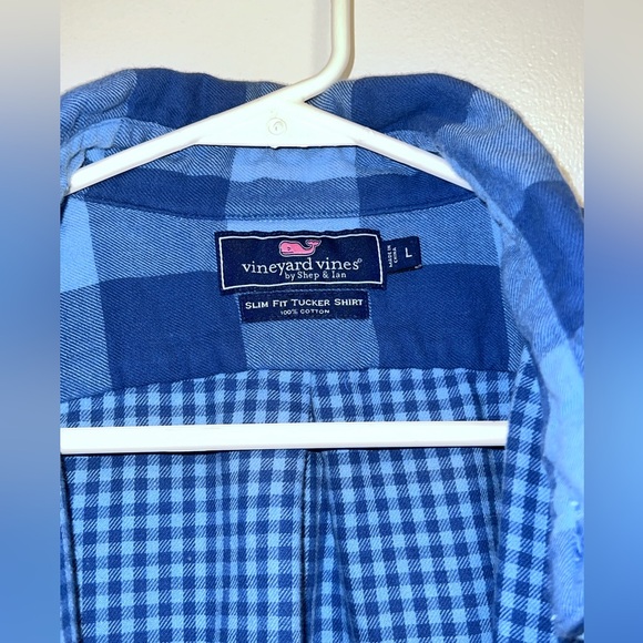 Vineyard Vines Long Sleeve Button Up - Picture 3 of 6